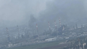 Eron Xayfa neft zavodiga raketa zarbasi berdi