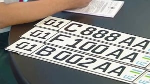 Avtomobil raqamlari auksionda rekord narxda sotildi