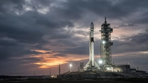 NASA и SpaceX отложили запуск миссии Crew-13, в системе движения Crew Dragon обнаружена неисправность