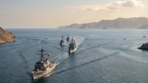 AQSH harbiy kemalari Hormuz bo‘g‘ozidagi minalarni zararsizlantirishga kirishdi