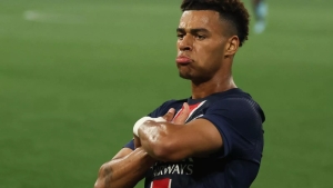 PSG defeated Bayern 2-0 and advanced to the semifinals