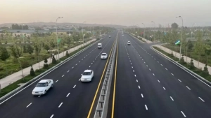 В Узбекистане построят 4 тысячи км современных автомагистралей