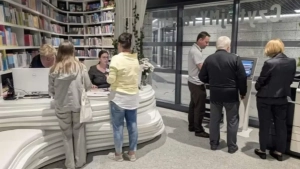 Varshavada metro kutubxonasi ochildi, 16 ming kitob mavjud