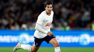 «Tottenxem» Sandro Tonali transferi uchun rekord mablag' sarfladi