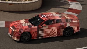 Jaguar Type 01 elektr sedanini Nyu-Yorkda namoyish etadi