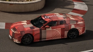 Jaguar Type 01 elektr sedanini Nyu-Yorkda namoyish etadi