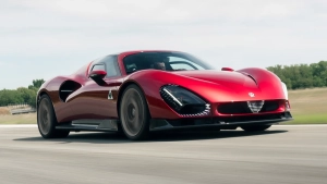 «Alfa Romeo» brendi eng qimmat va noyob superkarini taqdim etdi