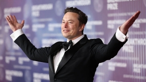 Ilon Mask «SpaceX» kompaniyasi ustidan mutlaq nazoratni o'rnatdi