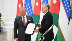 Mirziyoyevga Iordaniya Podshohidan «An-Nahda» ordeni berildi