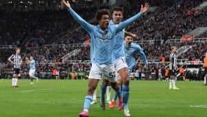 Oskar Bobb yangi futbolchilar bilan o‘ynashdan mamnun