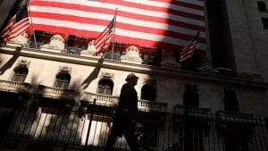 Trump signs economic cooperation agreements in Asia