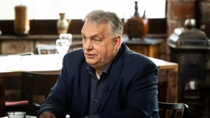 Viktor Orban Ukraina bankiga tegishli mashinalarni musodara qilishda ayblanmoqda