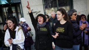 Ispaniyada Yaqin Sharq urushiga qarshi minglab insonlar norozilik bildirdi