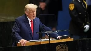 Tramp: Ukraina hududlarini qaytarishi mumkinligi haqida