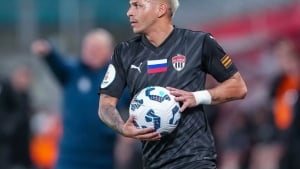 Lukas Vera "Al-Vahda" bilan shartnomani bekor qildi