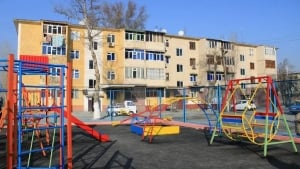 Мирзиёев распорядился восстановить зеленые зоны в микрорайонах