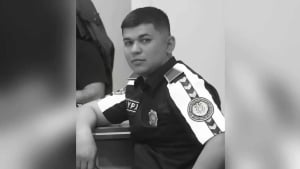 A traffic police officer died in a road accident in Namangan