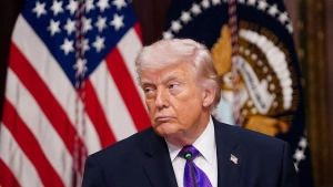 Tramp Eronning yangi rahbarini tanlashga aralashmoqchi