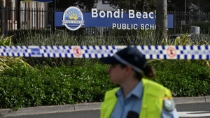 Armed attack in Bondi Beach: 16 people killed