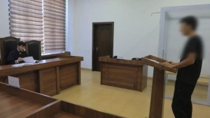 A dangerous driver was fined and had their license revoked in Syrdarya