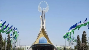 Mirziyoyev Mustaqillik bayramini tantanali boshladi