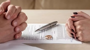 Abu Dhabi divorce record: court ordered to pay 100 million dirhams in compensation