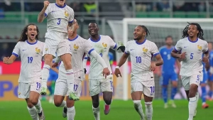 Mbappe отсутствует, Франция играет против Исландии