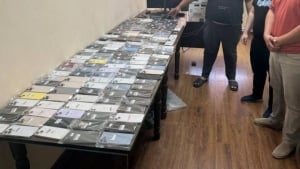 В Ташкенте изъяли 143 скрытых смартфона