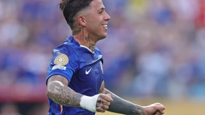 Enzo Fernandez named the two best defenders to APLog