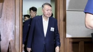 Janubiy Koreyada sobiq prezidentga jiddiy ayblovlar qo‘yildi