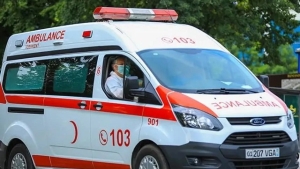 Mirabadda Audi va tez yordam mashinasi to‘qnashdi