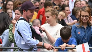 Prinsessa Beatris kichik qizi bilan omma oldida birinchi bor