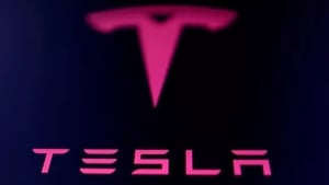 Tesla is hiring foreigners instead of American workers