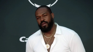 Джон Джонс из-за состояния здоровья отказался от следующего боя