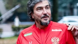 Roman Oreshchuk looks at Pisarov's coaching potential with skepticism