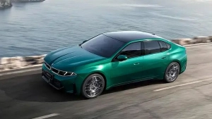 BMW to Unveil Updated Electric Sedan in Beijing