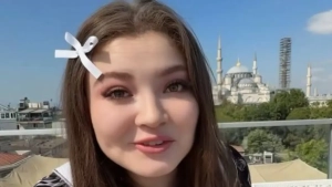 Zebo Rahimova Bali orolida dam olmoqda