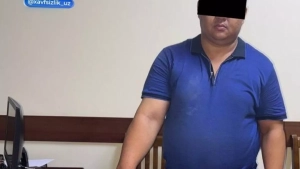 Farg‘onada bojxona posti rahbari pora bilan ushlangan