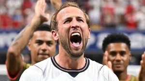 England's Harry Keenning doubles to reach the play-off stage