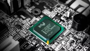 Nvidia Intelga 5 milliard dollar sarmoya kiritadi