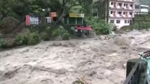 Uttarakxandda yomg‘irlar va ko‘chkilar talafoti oshdi