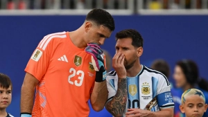 Emiliano Martines Messining ketishi jamoa uchun katta yo'qotish bo'lishini aytdi