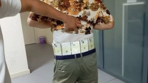 Toshkentda 180 ta iPhone noqonuniy olib kirildi