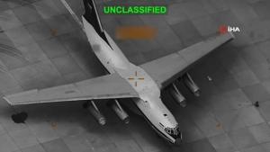 AQSh Eron harbiy samolyotlariga berilgan zarbalarni ko'rsatdi