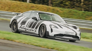 «Porsche» kompaniyasi «Taycan» elektromobilini ishlab chiqarishni to'xtatmoqchi