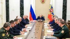 Putin Rossiyada yadroviy sinovlarni qayta ko‘rib chiqishni buyurdi