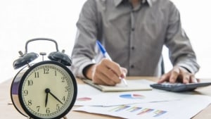 Ish vaqtidan tashqari mehnat haqi oshirildi