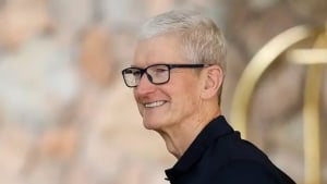Tim Kuk: Apple sun’iy intellektda yetakchi bo‘lishi kerak