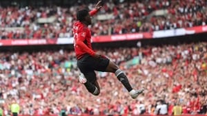 Manchester Siti va Nyukasl Maynuni sotib olishni rejalashtirmoqda