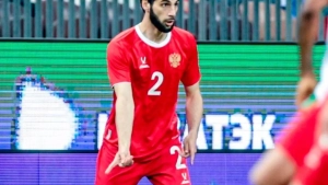 Zenit Arsen Adamovni Axmat klubiga o‘tkazmadi